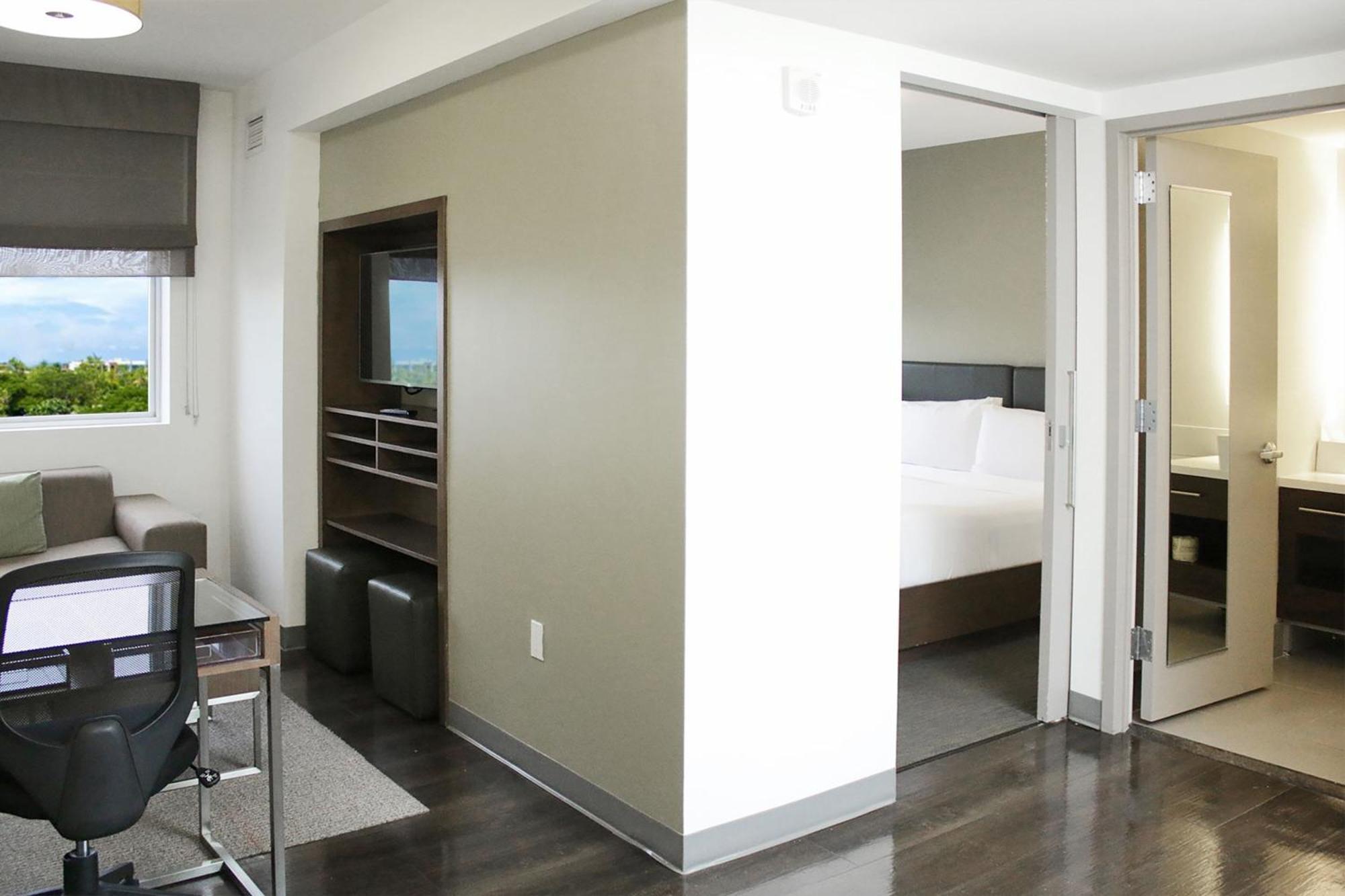 Element Miami Doral Hotel Sweetwater Bagian luar foto